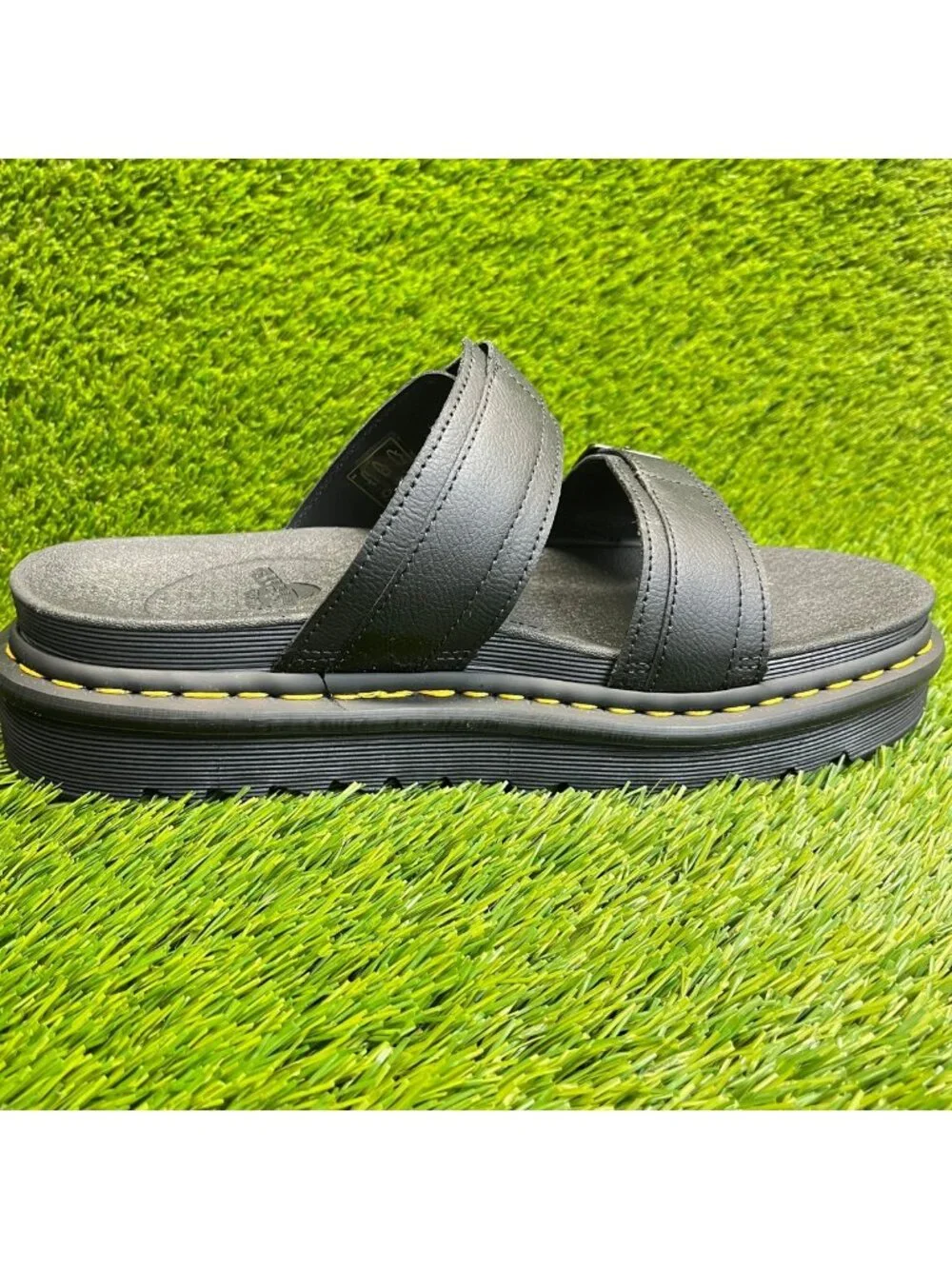 Dr. Martens Myles Mens Size 11 Black Beach Casual Outdoor Leather Slide Sandals